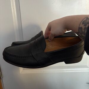 Alden Men’s 11.5 Black Leather Cape Cod Collection Penny Loafers